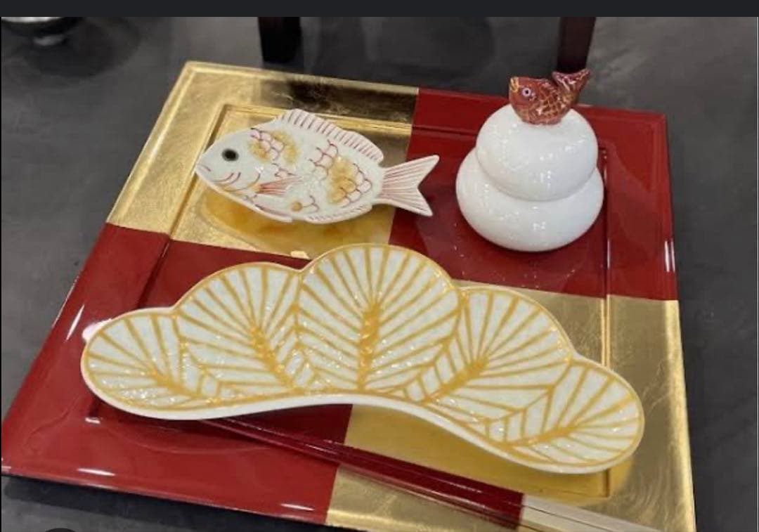 有田焼　幸楽窯　錦金松葉形前菜皿　茶緑金　白金　赤金　3点セット