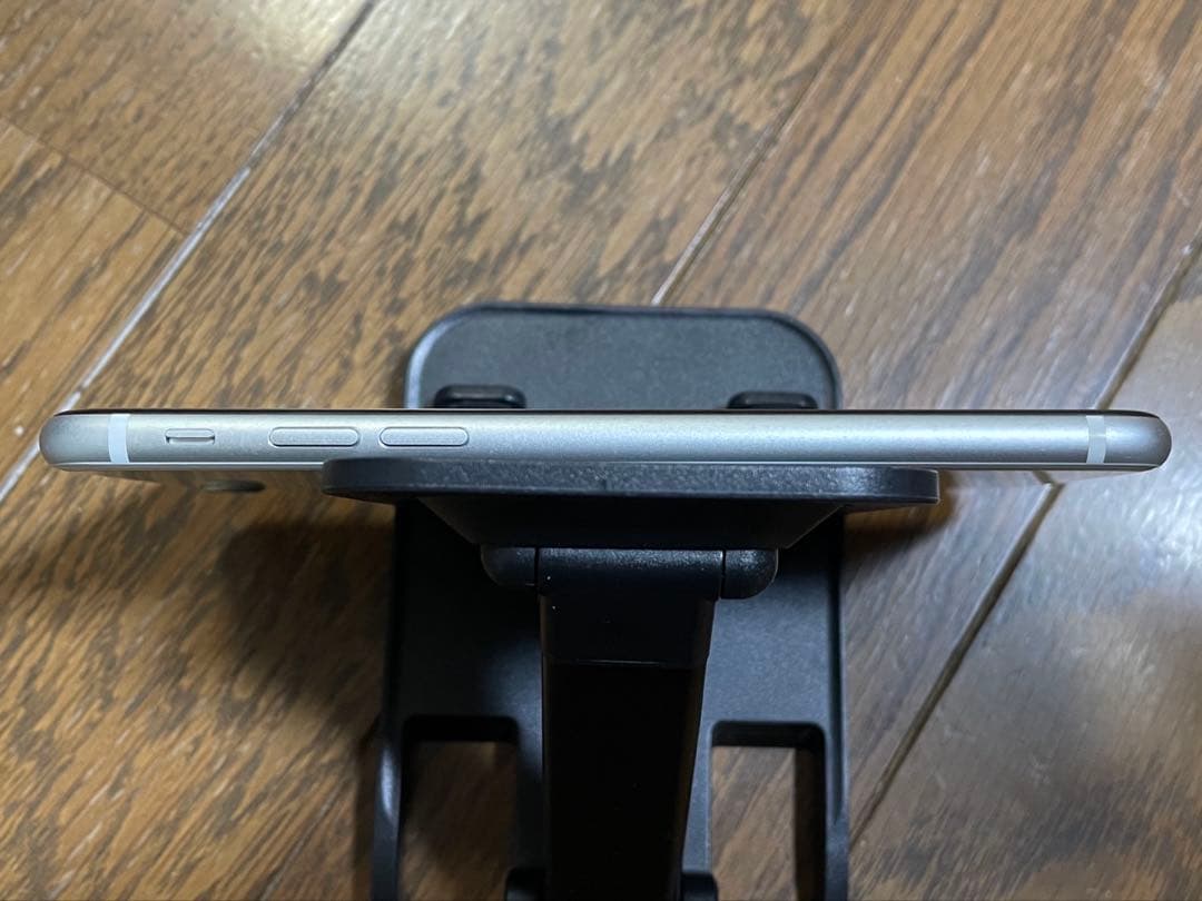 iPhone SE 第2世代 128GB ホワイト 本体のみ