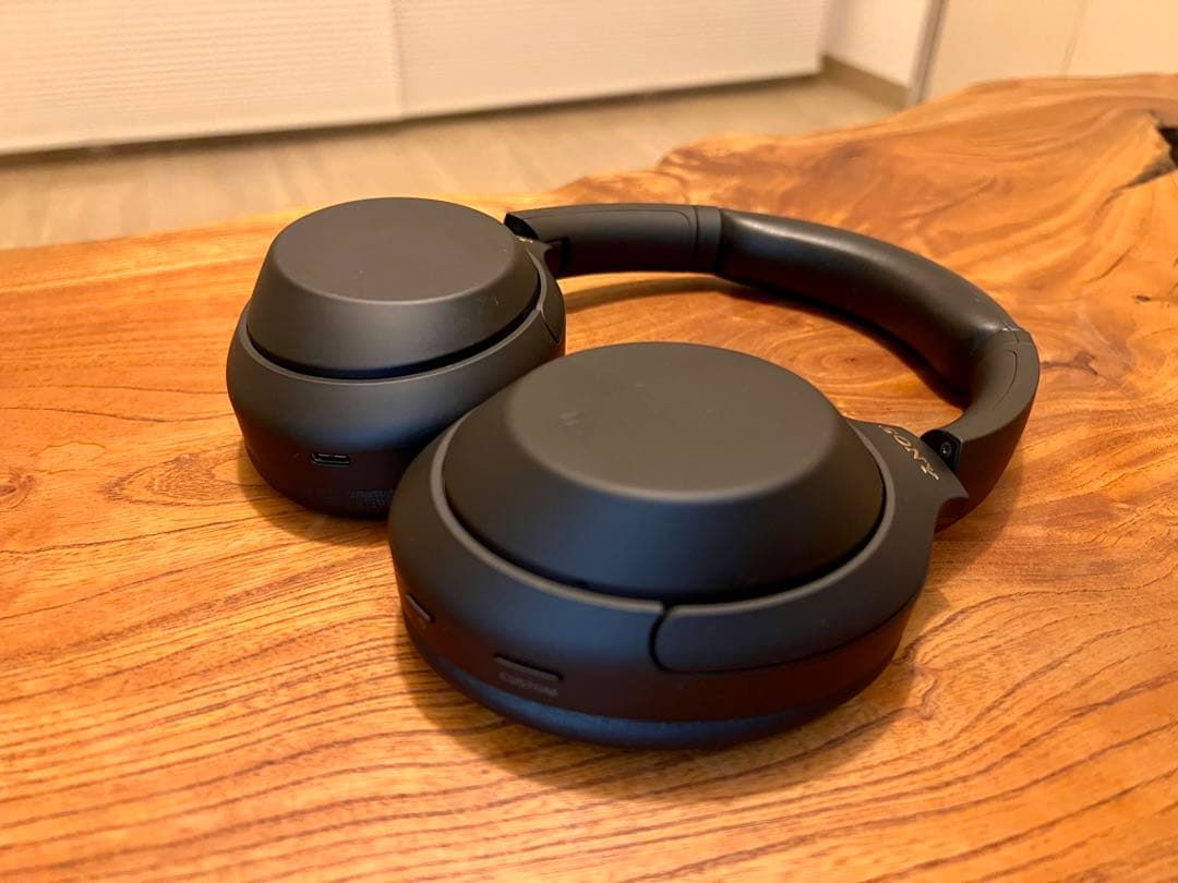 【美品】SONY ワイヤレスヘッドホン WH-1000XM4ブラック