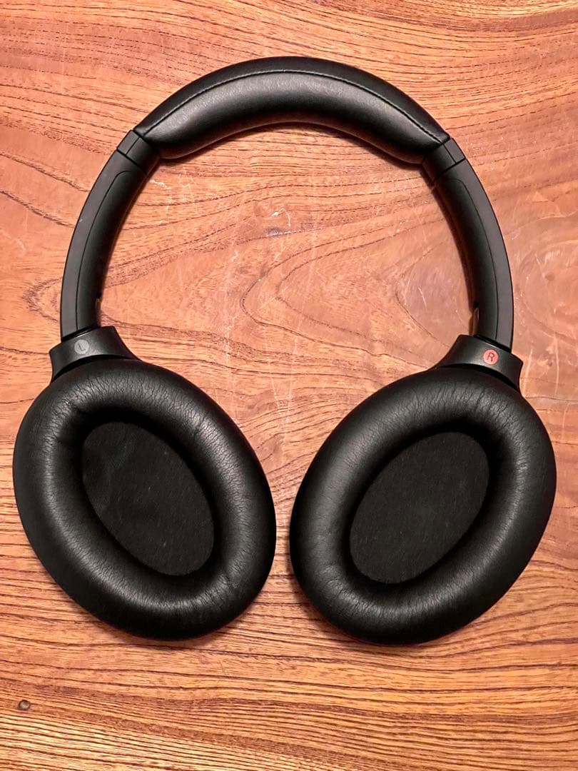 【美品】SONY ワイヤレスヘッドホン WH-1000XM4ブラック