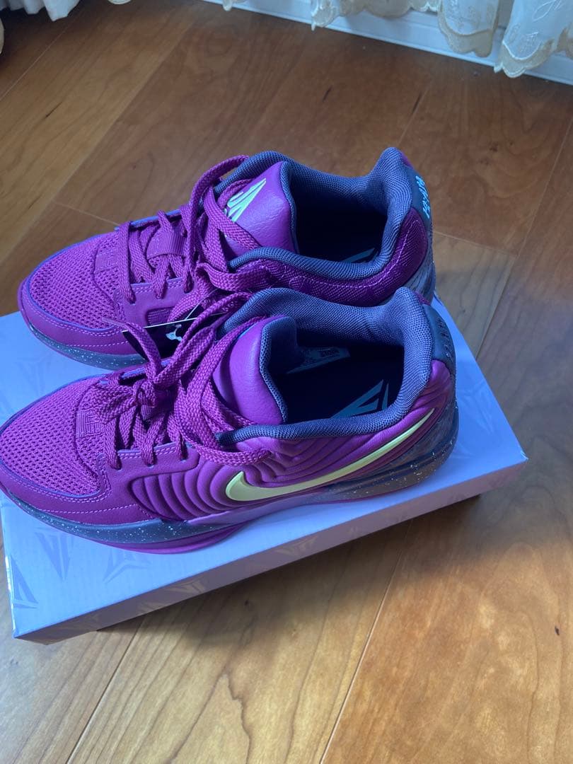 バスケットボールシューズ パープル　ジャ2