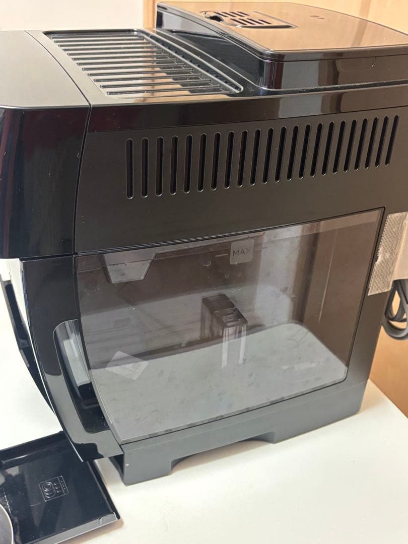 De'Longhi ECAM22020 コーヒーメーカー