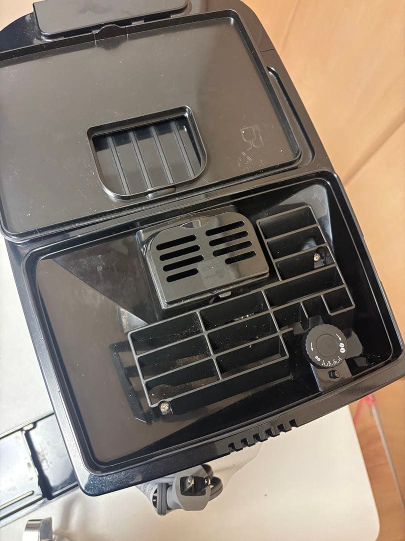 De'Longhi ECAM22020 コーヒーメーカー