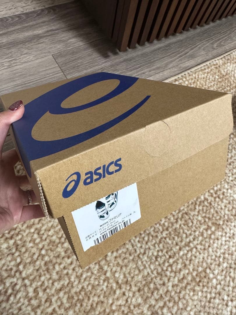 新品未使用　ファミリア　チェック　asics スニーカー 18cm