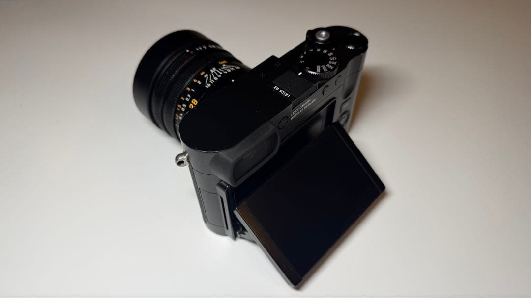 LEICA Q3 予備バッテリー付き