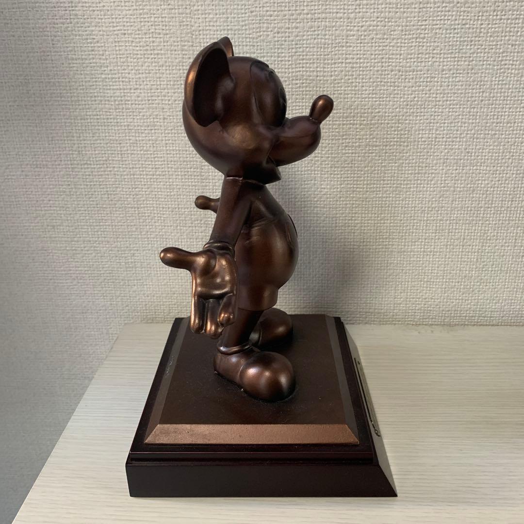 東京ディズニーリゾート ミッキーマウス像 2体セット