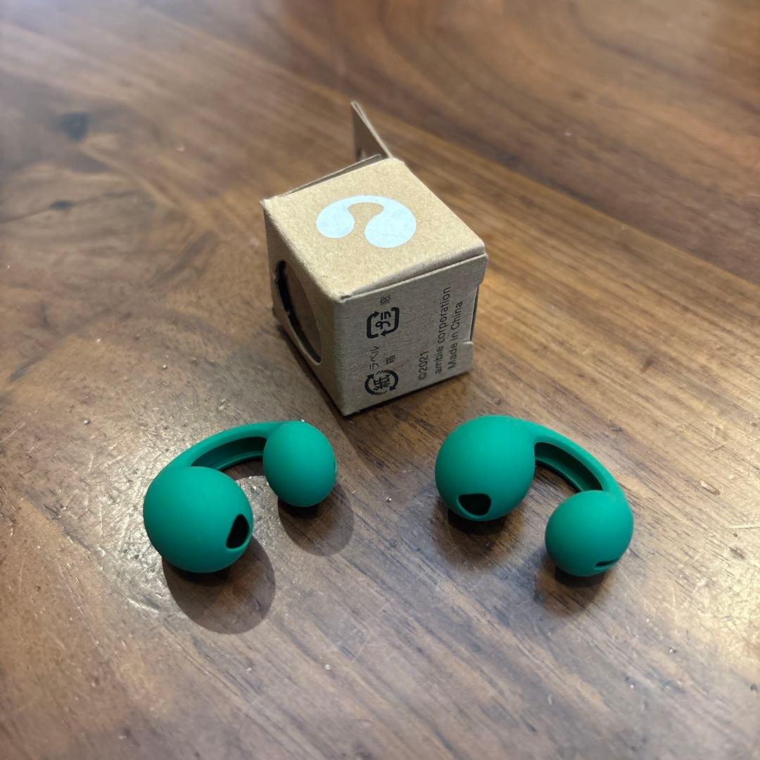 ambie イヤホン 新品未使用 ケース付き