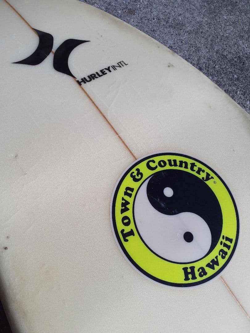 小波対応！　ハワイ老舗ブランドサーフボード