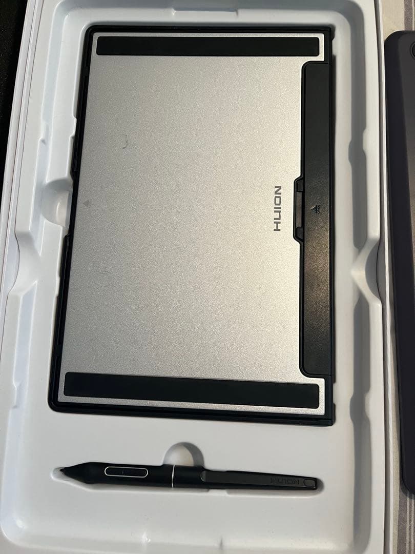 HUION 液晶ペンタブレット キャンバス13 正常動作品