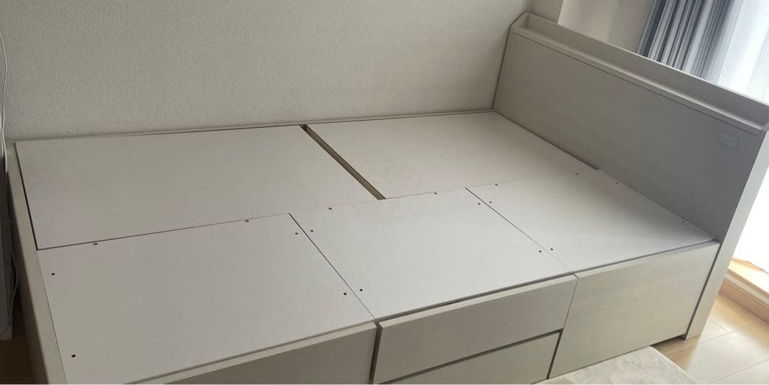 ニトリ　セミダブル　ベッド　（マットレス込）