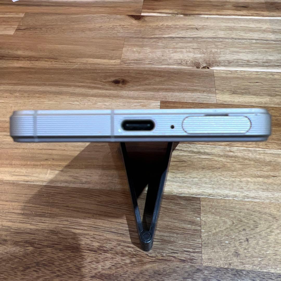 C815 au SIMフリー　Xperia 1 V SOG10