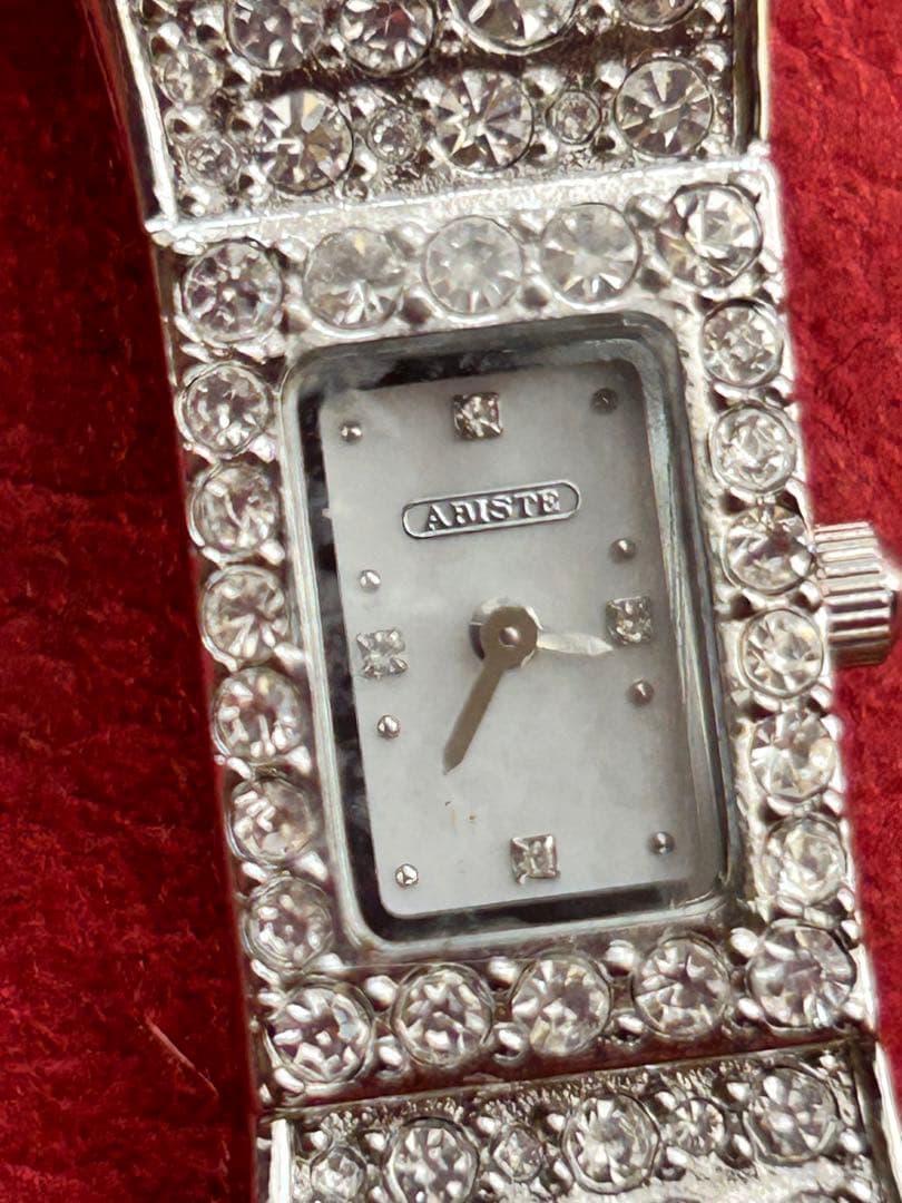 ABISTEレディースクオーツ新品電池交換済み