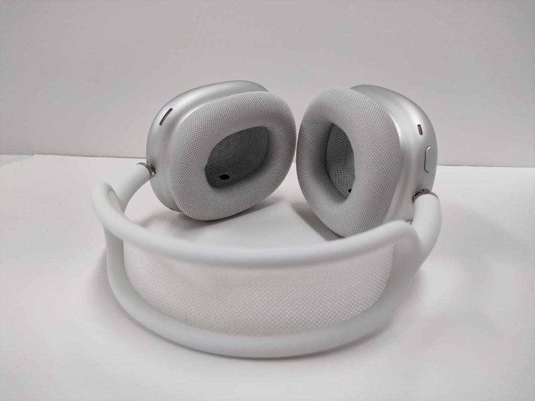 【美品】AirPods Max ヘッドホン　シルバー 正規品
