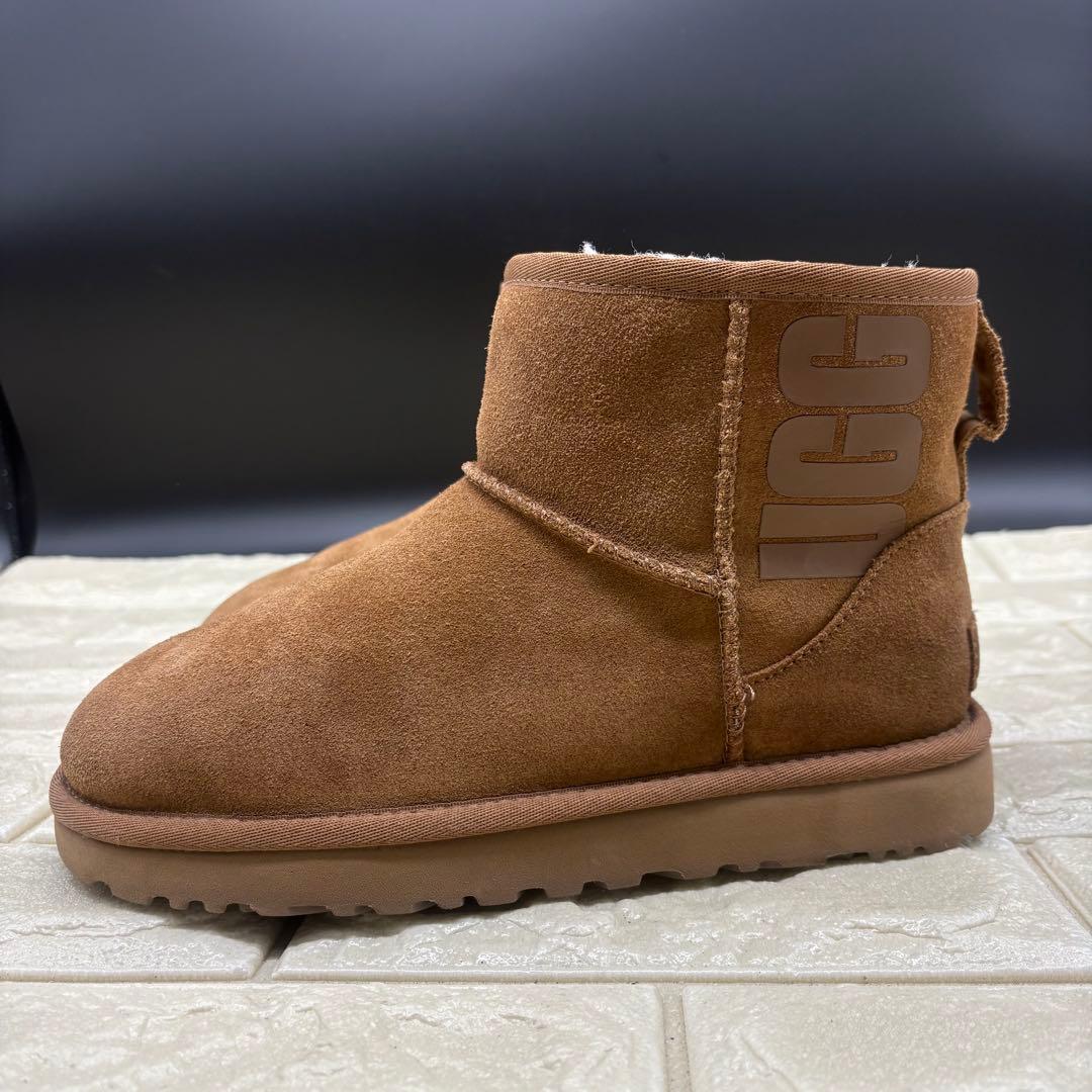 ❤️美品❤️ UGG ムートンブーツ　1108231 クラシックミニ ラバーロゴ