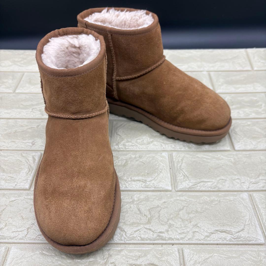 ❤️美品❤️ UGG ムートンブーツ　1108231 クラシックミニ ラバーロゴ