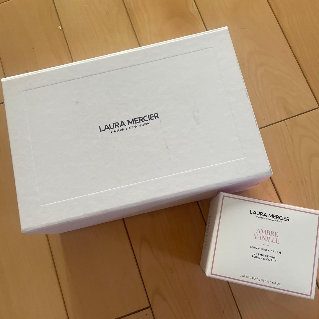＜ローラ メルシエ＞ セラム ボディクリーム 【アンバーバニラ】