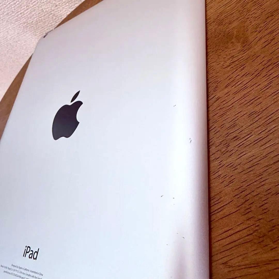 iPad 第4世代 128GB Wi-Fi ホワイト