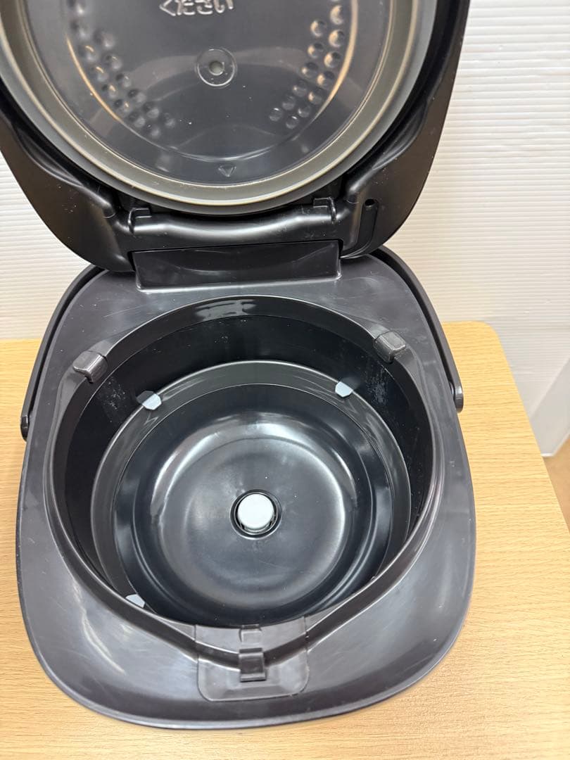 TOSHIBA 真空圧力IHジャー炊飯器 RC-10VRP