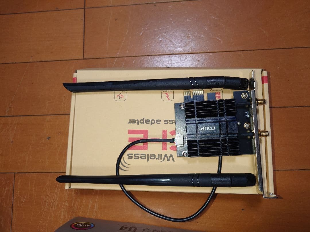 ASUS TUF GAMING Z690-PLUS D4 マザーボード　アダプタ