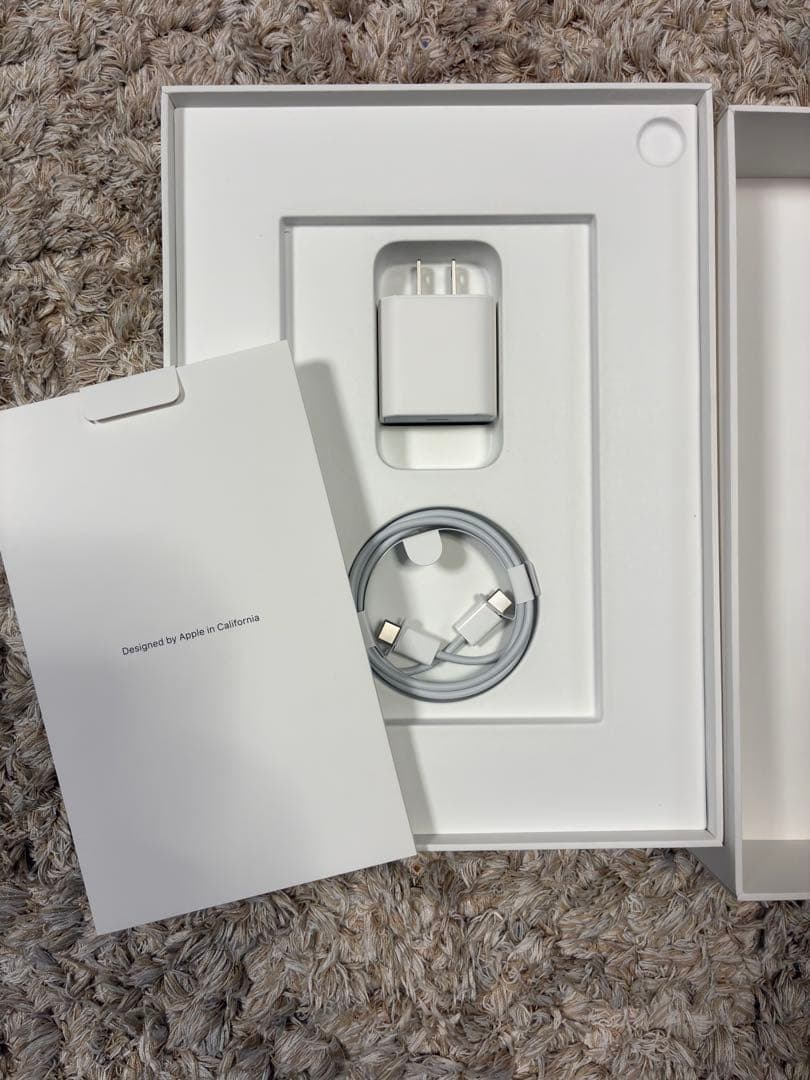 あああああ様 iPad Air 第5世代64GB パープルApple Penci