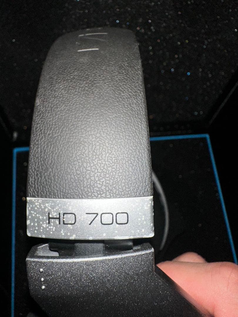 SENNHEISER HD 700 おまけ変換コネクタ付　ゼンハイザー