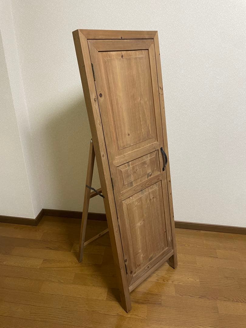 オシャレ　アンティーク調　ドアミラー　扉付き　姿見