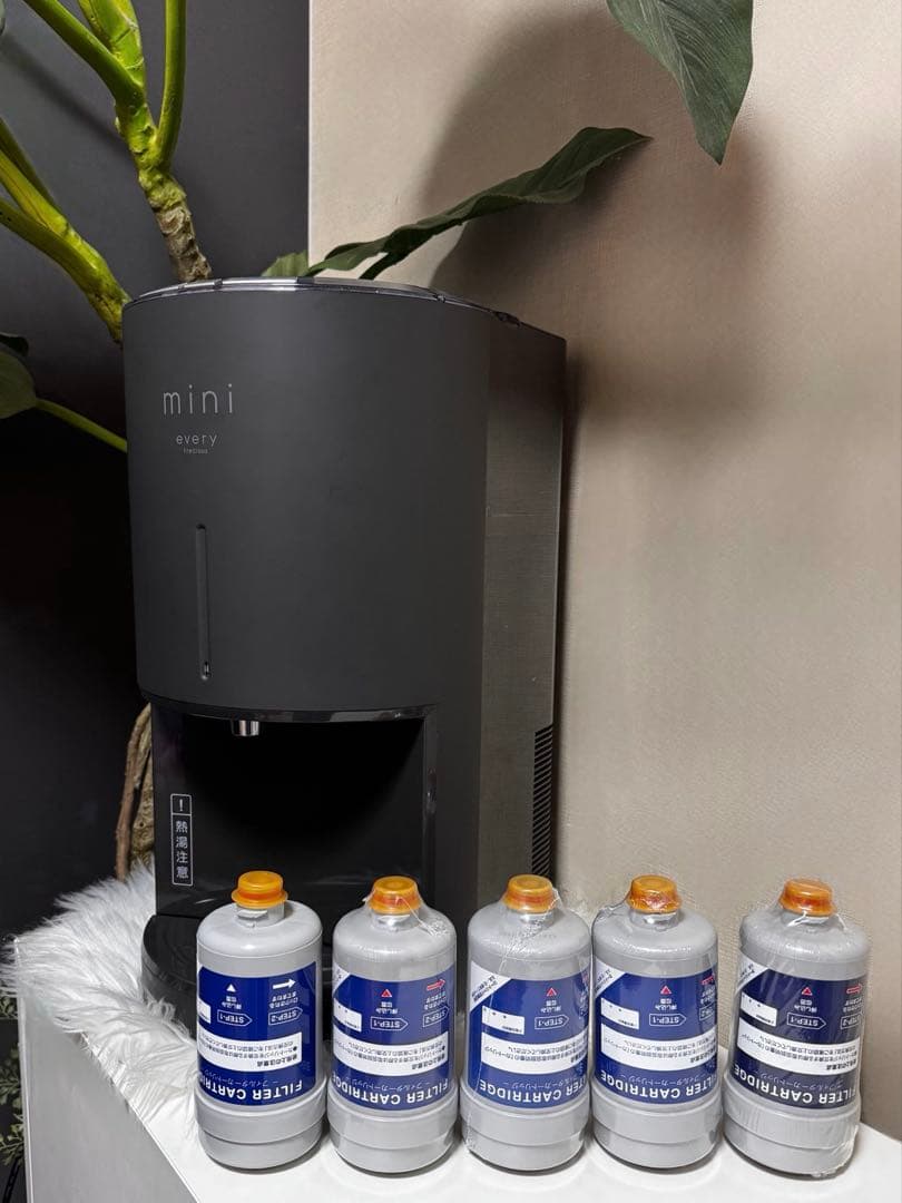 エブリィフレシャスmini卓上型ウォーターサーバー カートリッジ5本