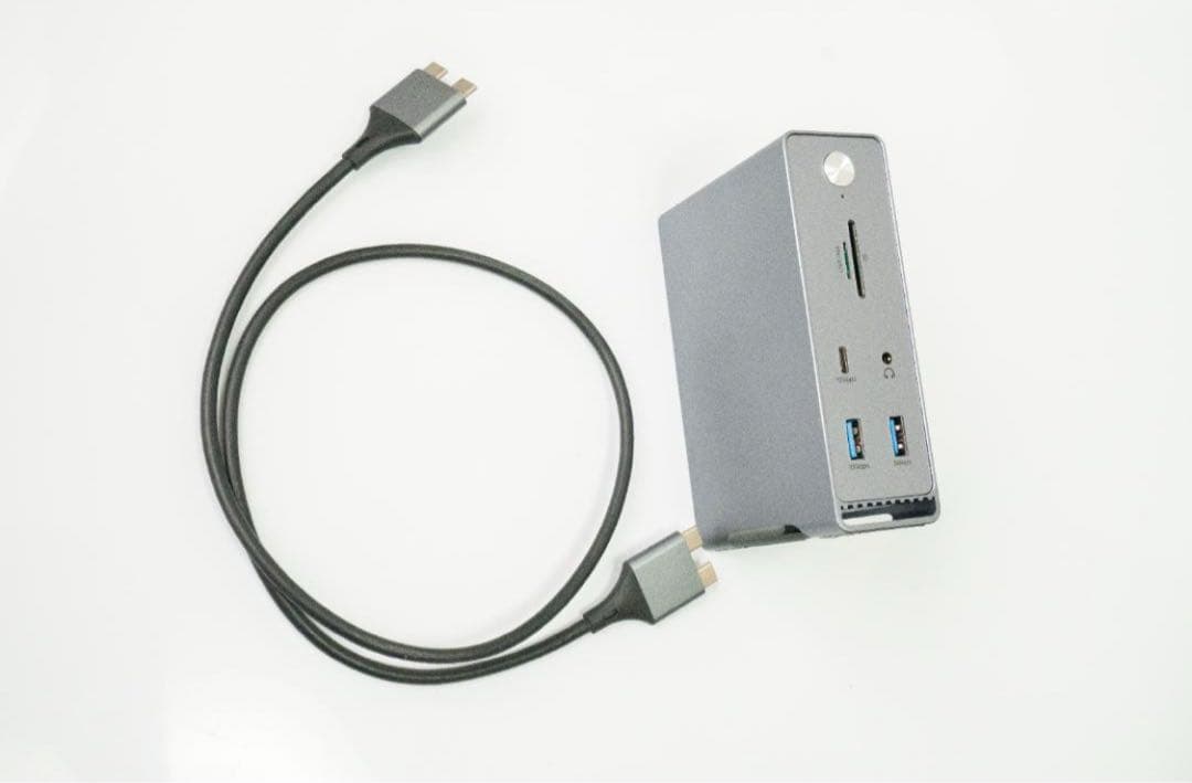 GIISSMO Macbook Pro/Air専用 ドッキングステーション