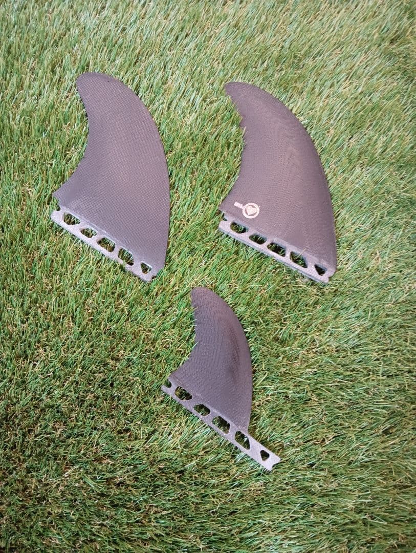 ブラックハート　BH2+1 フィン　フューチャーフィン　ツインスタビ