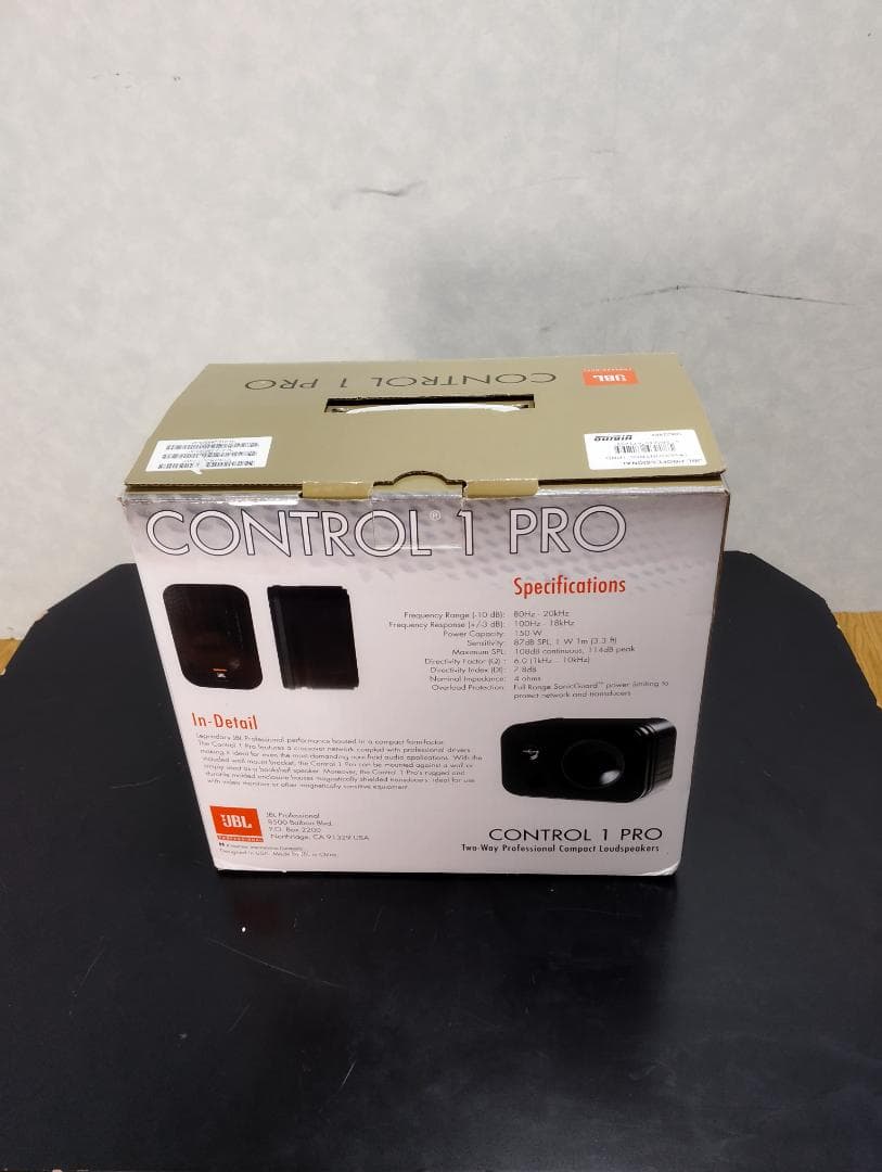 Y☆368　JBL　ペアスピーカー　CONTROL 1 PRO　美品！
