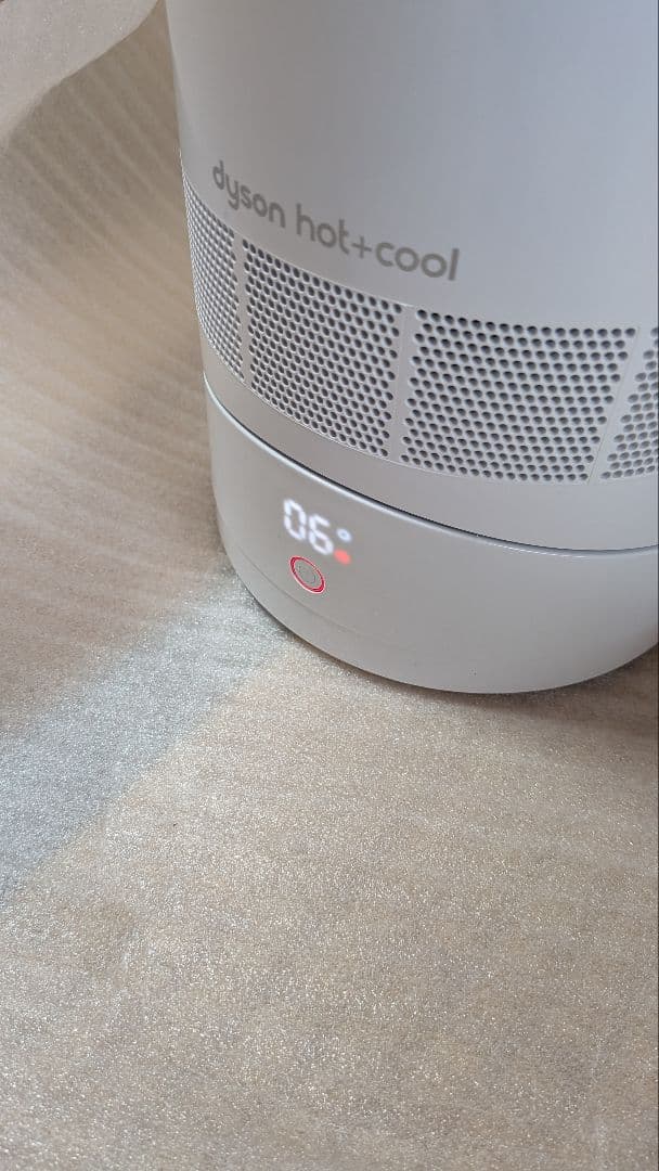 ダイソン Dyson Hot+Cool AM09 ファンヒーター 2024年製