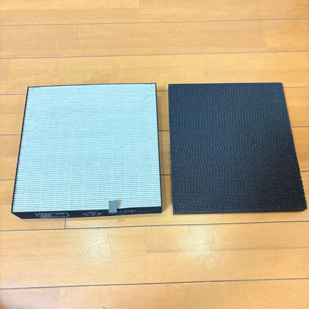 【美品・2023年製】DAIKIN 加湿ストリーマ空気清浄機 MCK70ZY-T