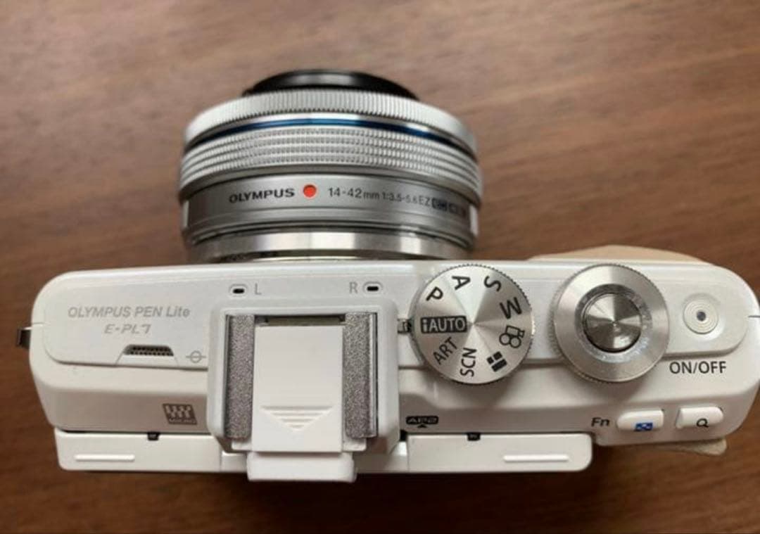 【値下げ中】OLYMPUS E-PL7♡お得セット