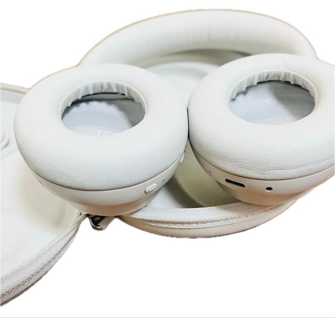 BOSE ホワイト　QUIETCOMFORT ULTRA HEADPHONES