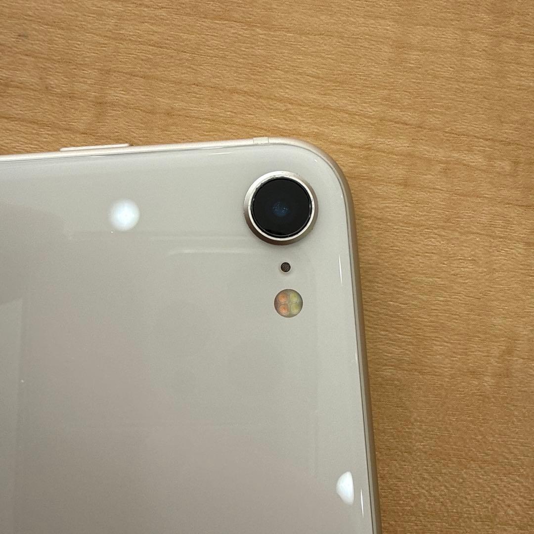 iPhone SE 第3世代 スターライト 64GB SIMフリー