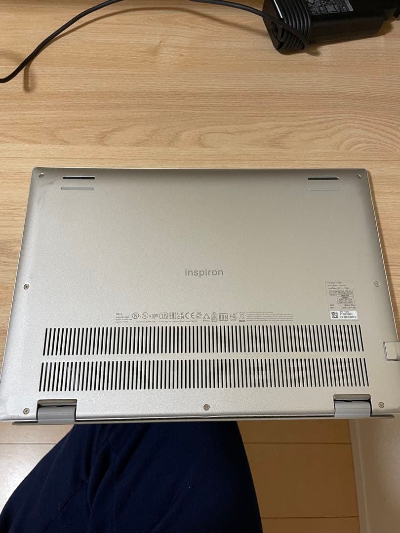 DELL Inspiron 13インチ ノートPC シルバー