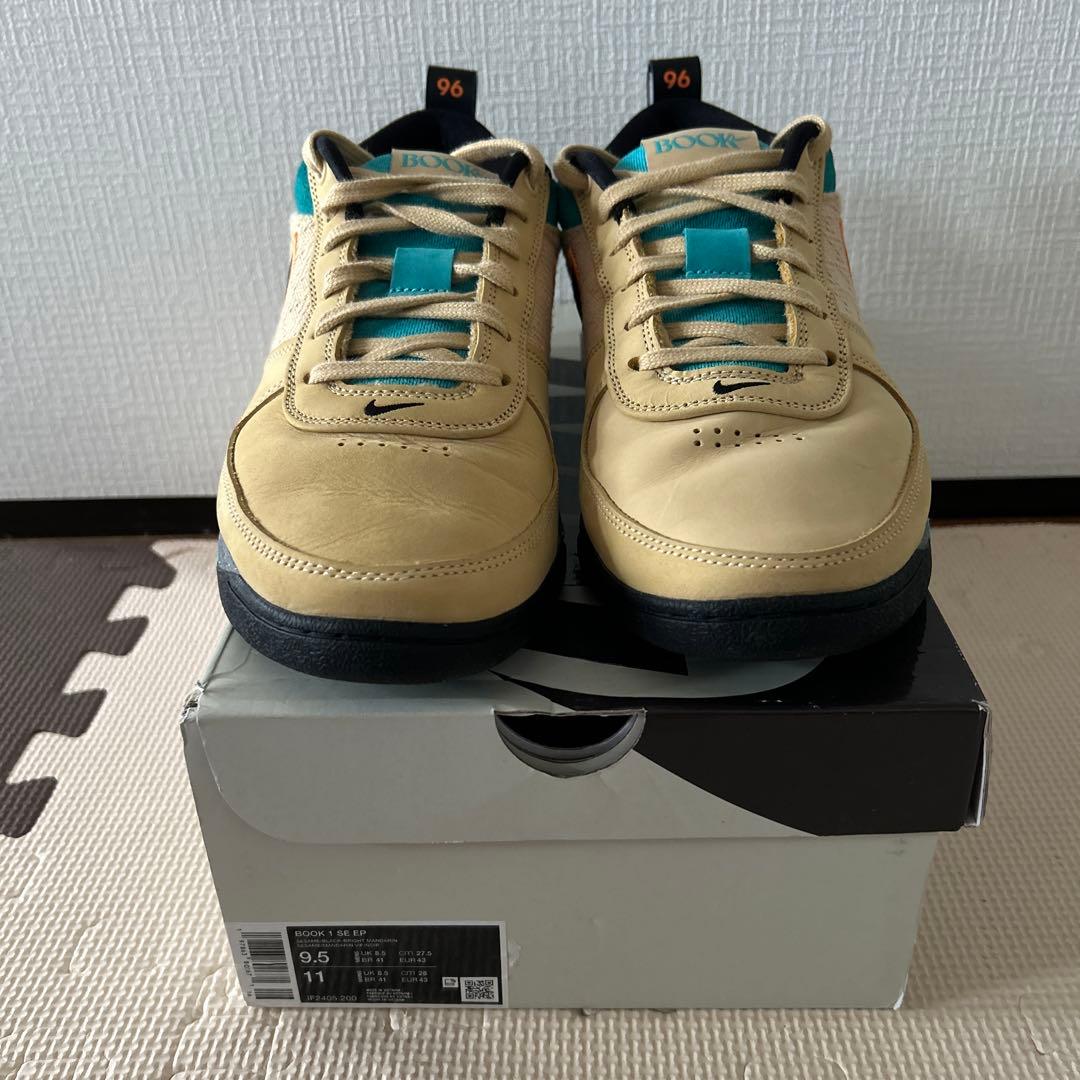 海外限定カラー NIKE Book1
