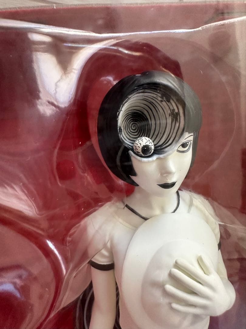 アメリカ購入うずまき AZAMI（黒谷あざみ）フィギュア 伊藤潤二 ホラー