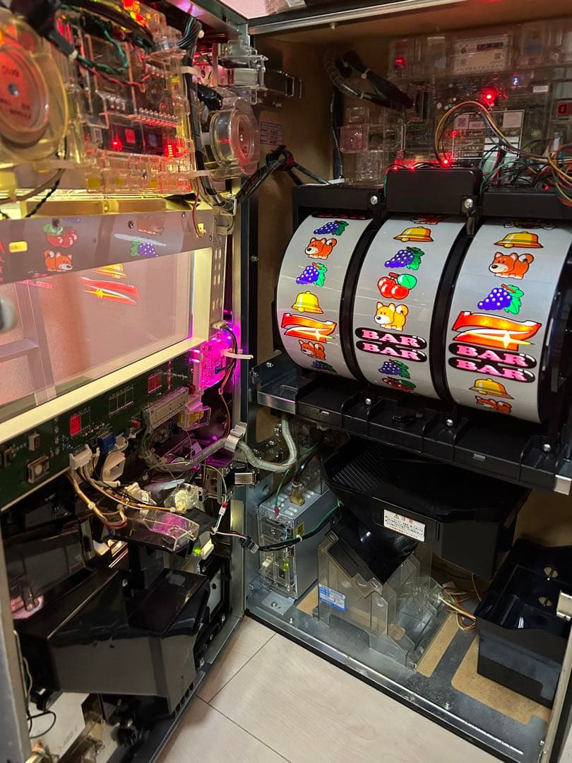 【引き取り限定】ファンキージャグラー 実機　 データカウンター付きフルセット