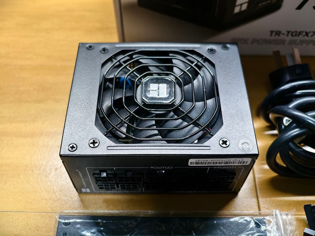 Thermalright TR-TGFX750 SFX電源