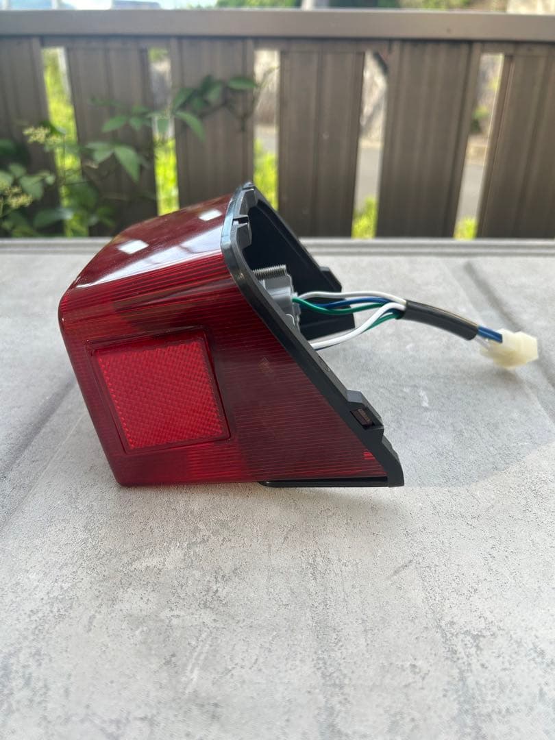 xj400 xj550赤テールランプ