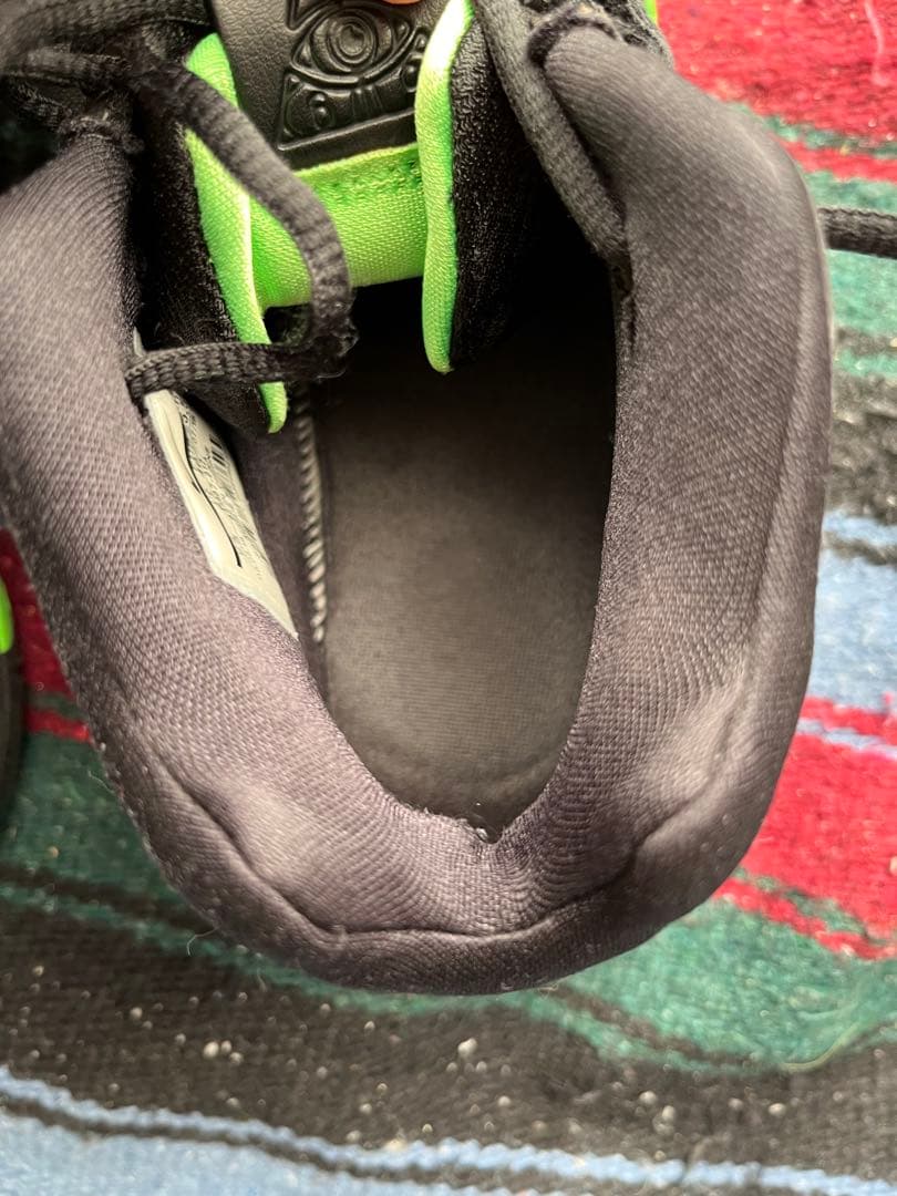 シューズ(男性用) NIKE Kyrie4 Halloween basketball shoes