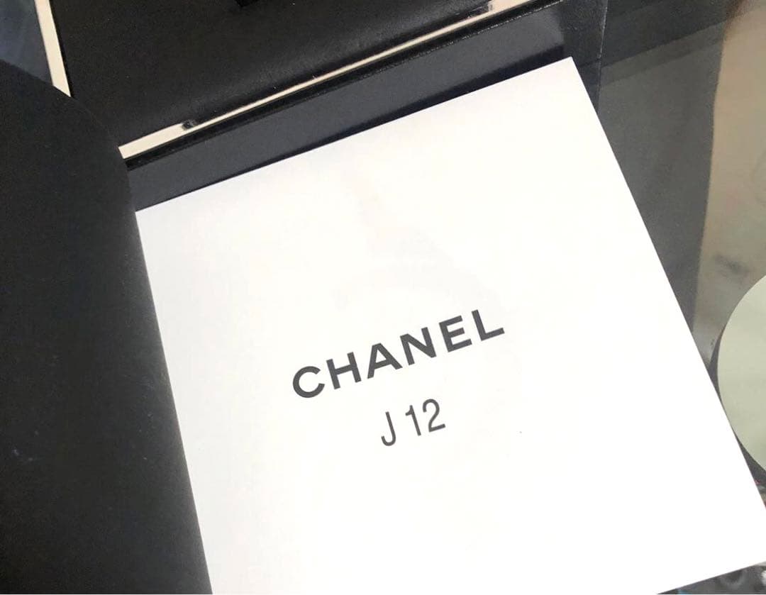 シャネル　時計ケースj12 ギャランティカード　DVD 取り扱い説明書等