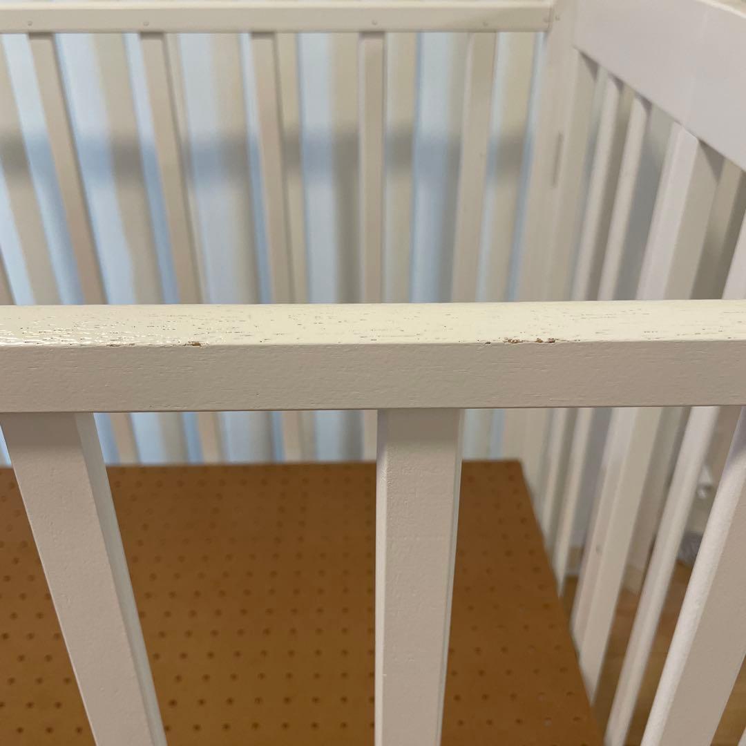 カトージ　ホワイト　ミニベビーベッド キャスター付き 60×90 品番02700