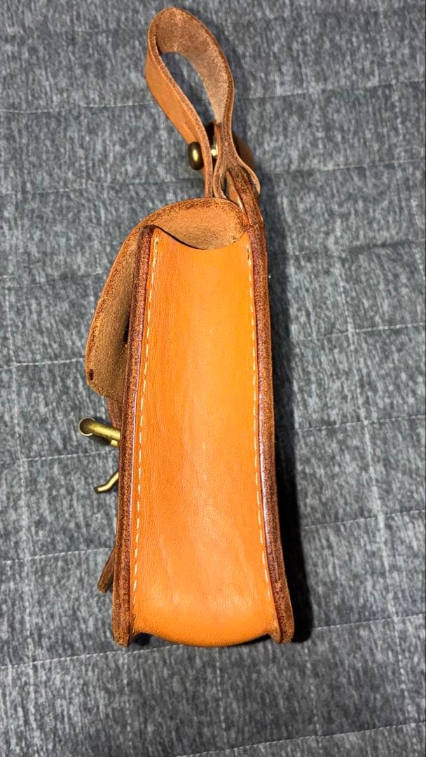 herzレザーベルトポーチ