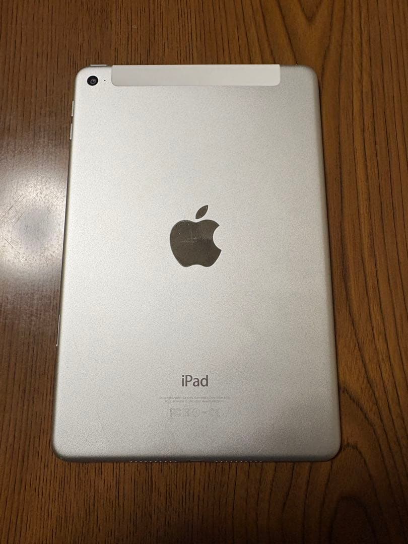 iPad mini4 シルバー 32GB SIMロック解除済み