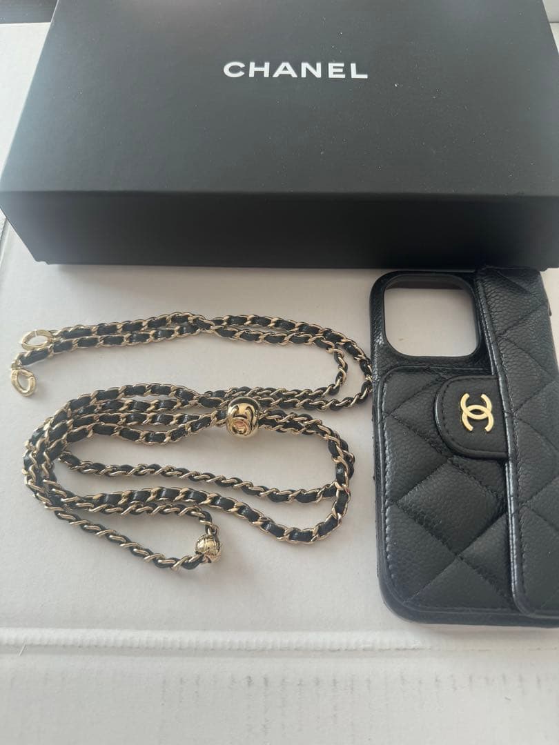 CHANEL iPhone15proケース