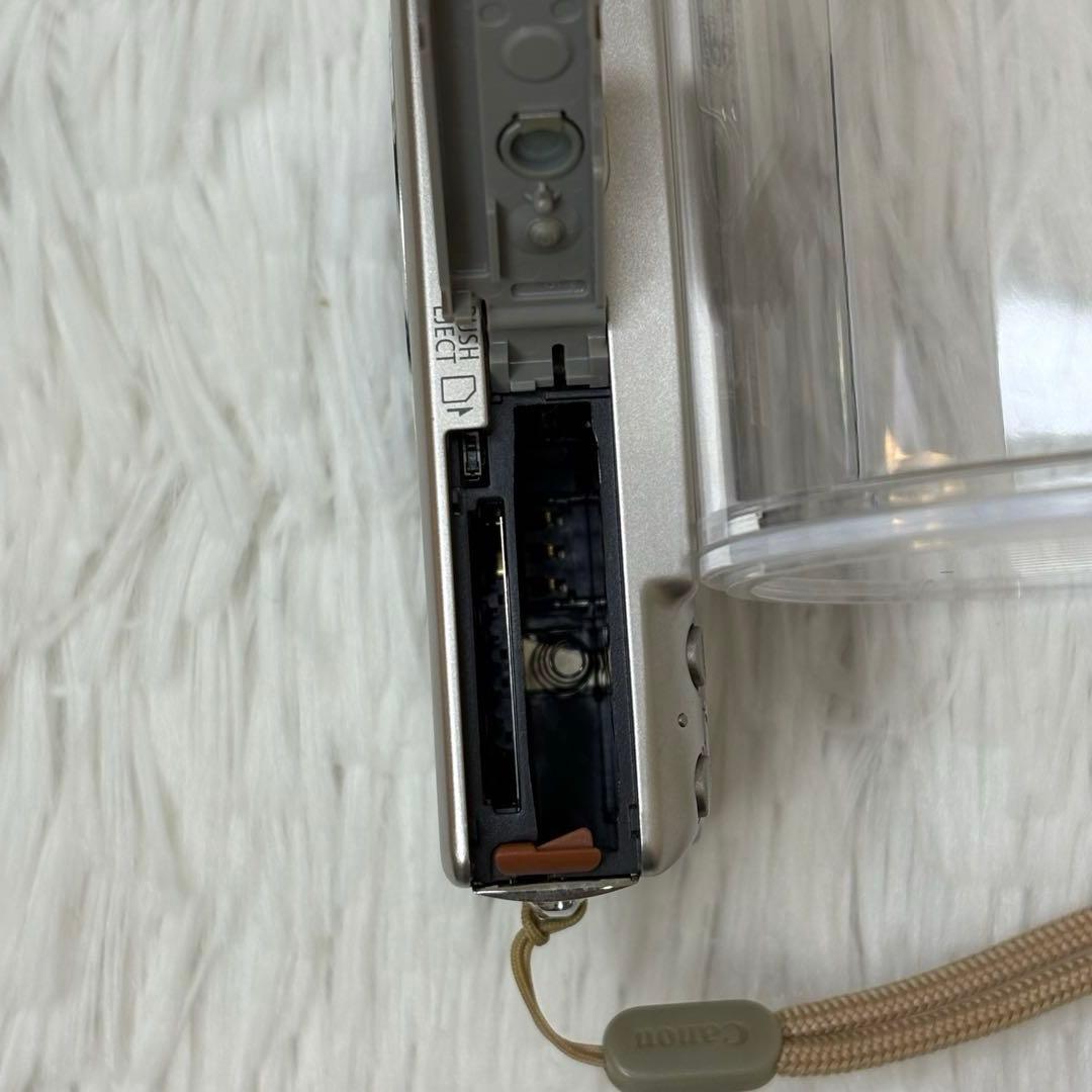 Canon カメラ　IXY 70 PC1193 充電器 コンデジ　動作品