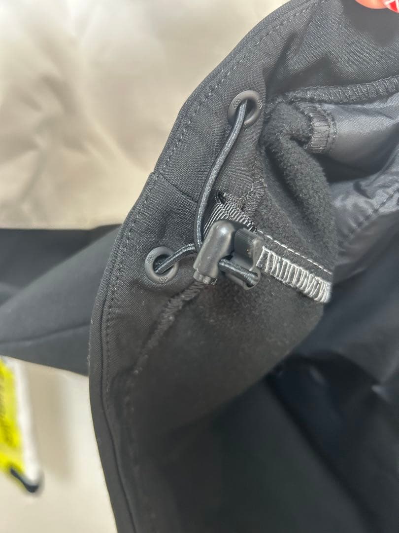 【686】シックスエイトシックス スノーボードウェア スキー　ウェア