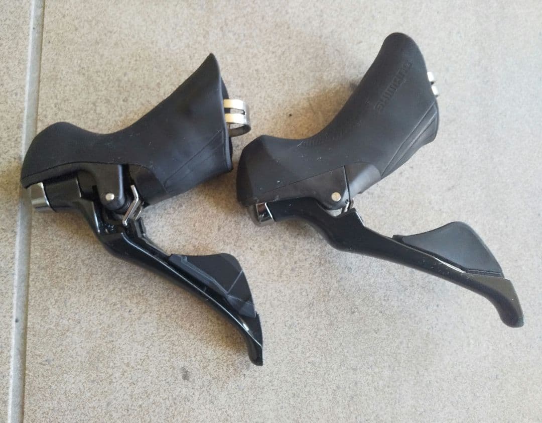 シマノ アルテグラ ST-R8000 左右STIセット 2X11S リムブレーキ